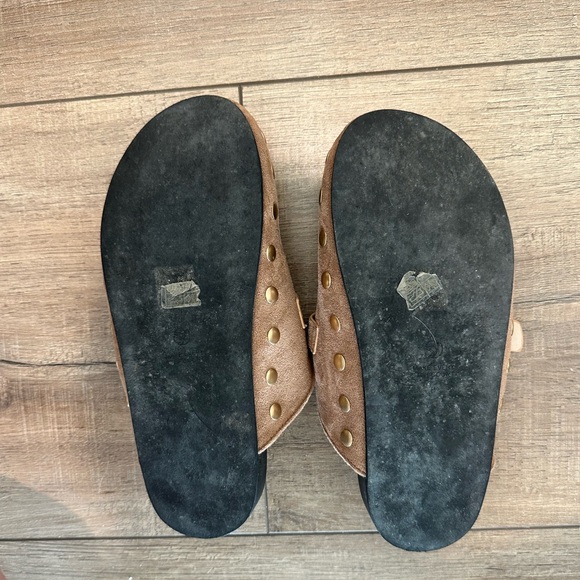 Vici Telliah Faux Suede Studded Mule - Picture 6 of 7